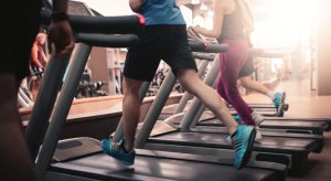 Chạy bộ có làm to chân không?