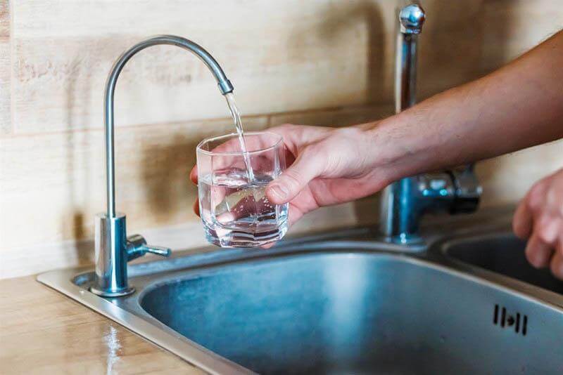 Hướng dẫn xử lý mùi hôi từ máy lọc nước tại nhà