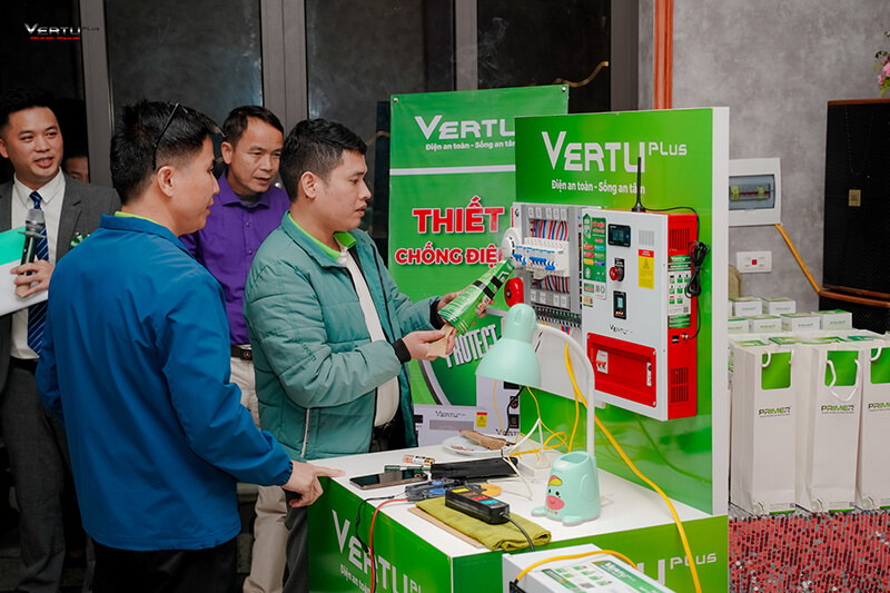 Giải pháp từ Primer: Tủ điện chống giật tích hợp chống sét lan truyền